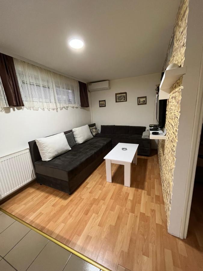 Ferienwohnung Carapan Kruševac Exterior foto