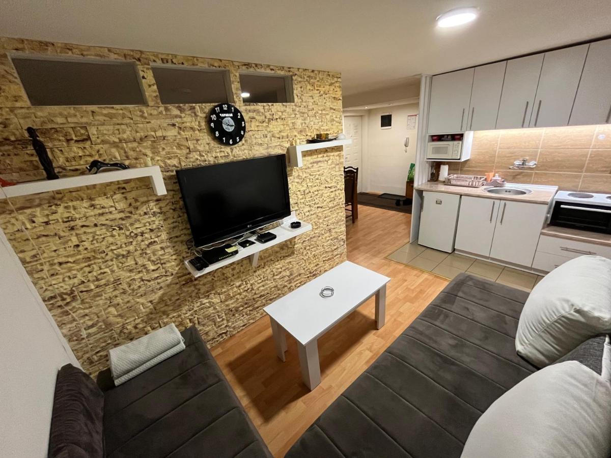 Ferienwohnung Carapan Kruševac Exterior foto